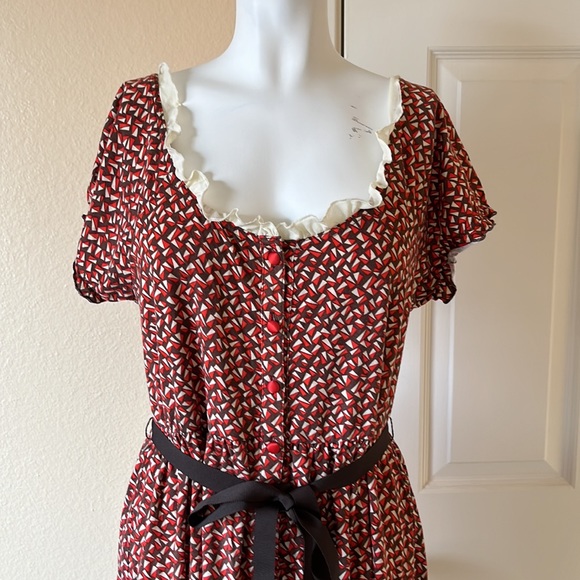 Veeko shape pattern red and brown belted dress Small - Picture 2 of 12